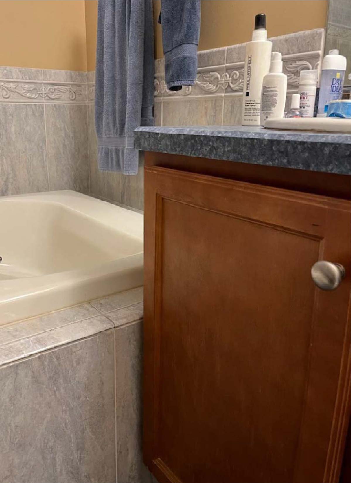 Right side picture of after cabinet